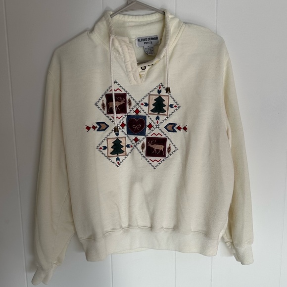 Alfred Dunner Tops - Vintage Alfred Dunner Sweater W/ Embroidery
